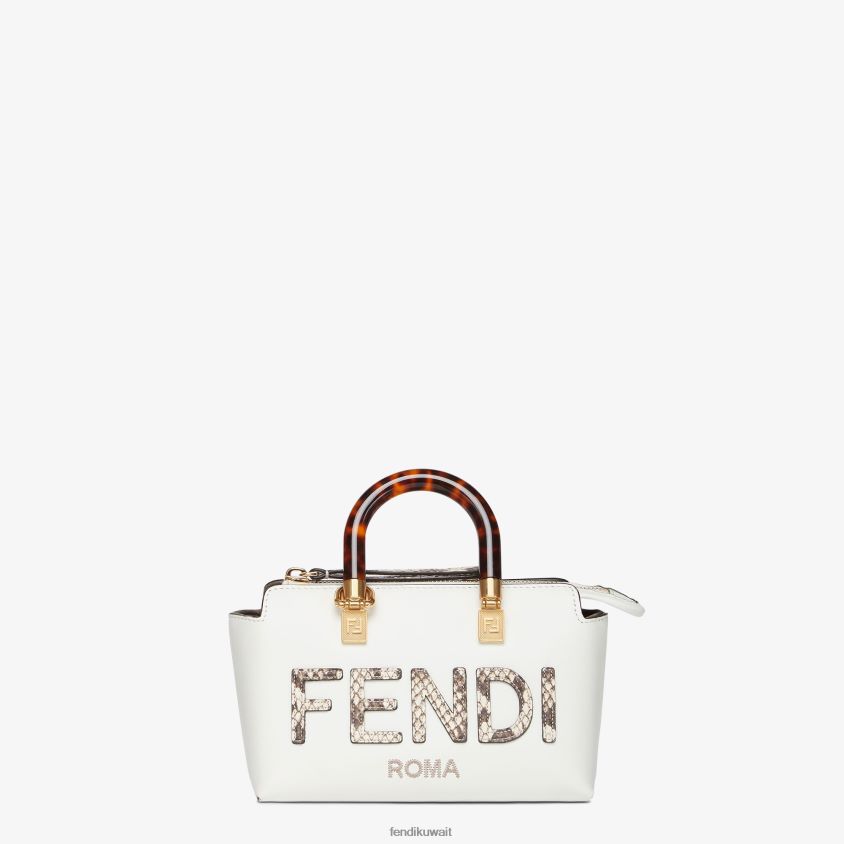 Fendi أبيض نحيف حقيبة صغيرة من الجلد وElaphe بوسطن RTJZ820 مُكَمِّلات