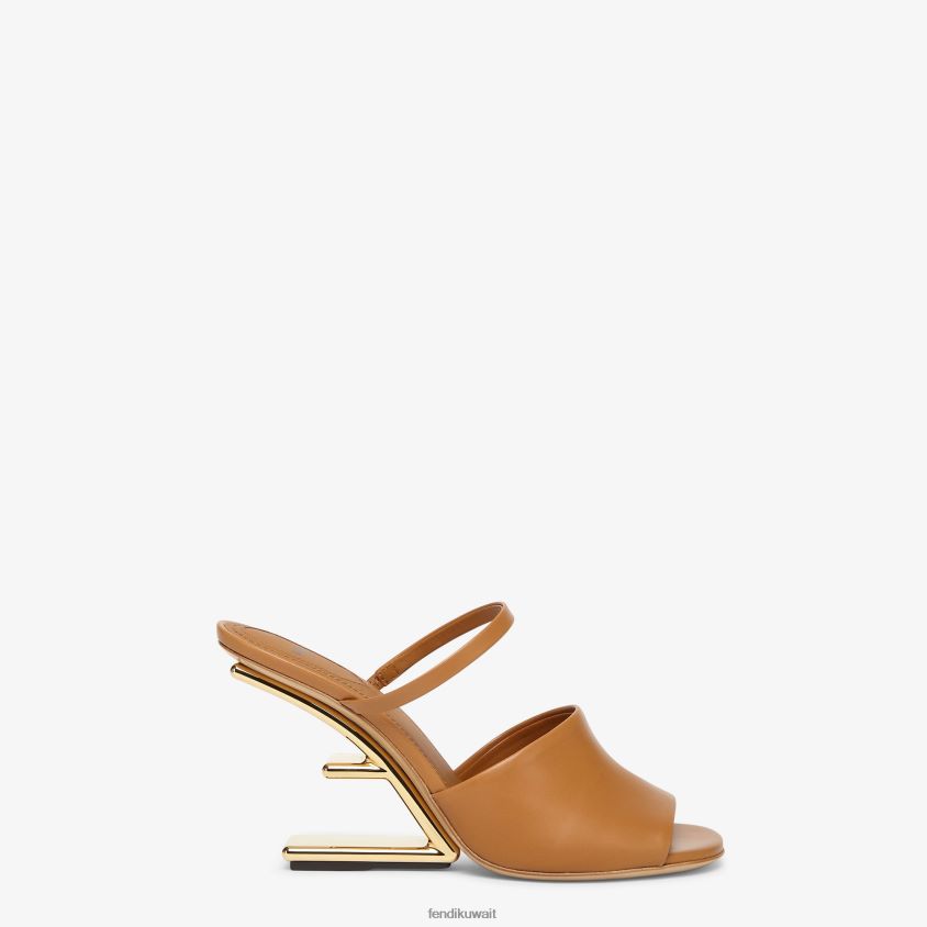 Fendi بني نحيف الصنادل الجلدية ذات الكعب العالي RTJZ1342 أحذية