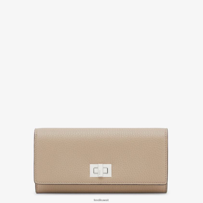 Fendi اللون البيج نحيف محفظة بيكابو كونتينينتال الجلدية RTJZ1570 مُكَمِّلات