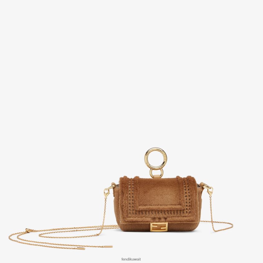 Fendi بني نحيف سحر المنك RTJZ399 مُكَمِّلات
