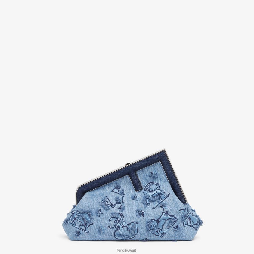 Fendi أزرق فاتح نحيف حقيبة من الدنيم مع تطريز علم التنجيم RTJZ634 مُكَمِّلات