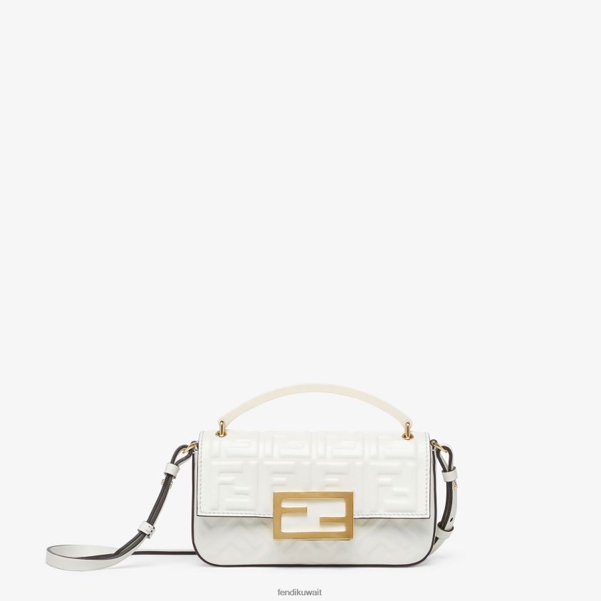 Fendi أبيض نحيف الحقيبة الجلدية نابا RTJZ646 مُكَمِّلات