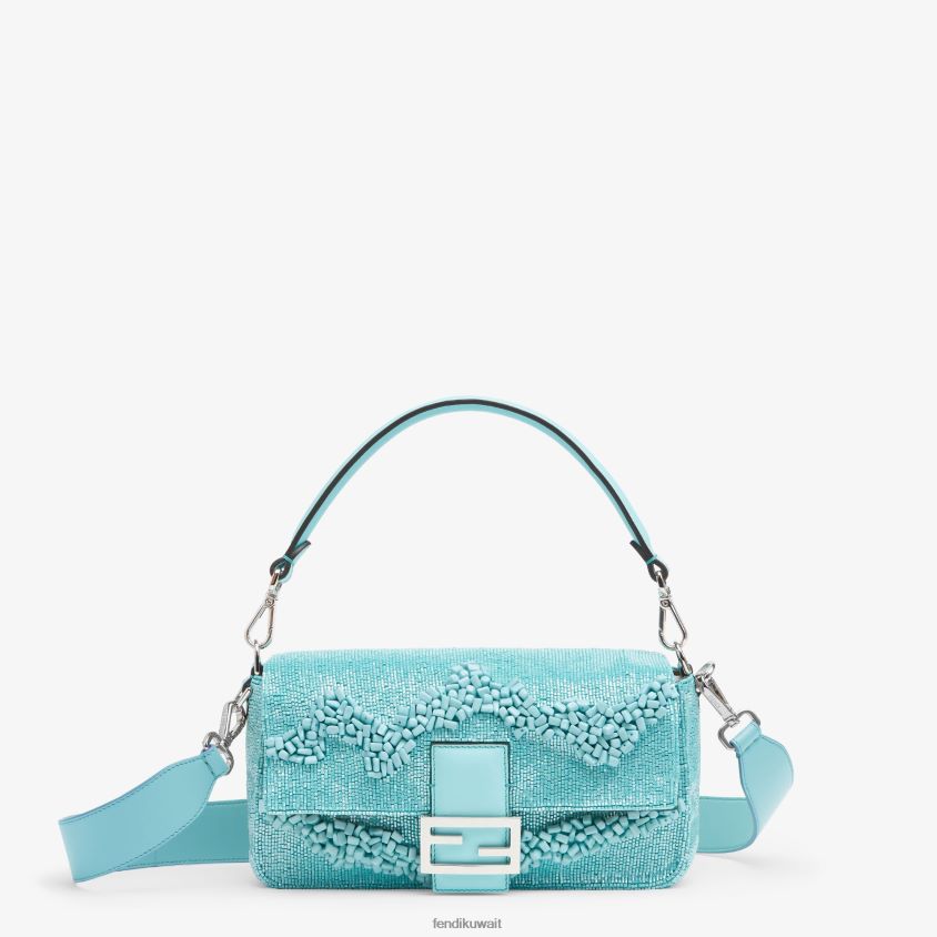 Fendi أزرق فاتح نحيف حقيبة إعادة الإصدار بالحجارة والخرز RTJZ782 مُكَمِّلات