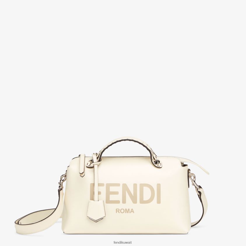 Fendi أبيض نحيف حقيبة بوسطن الجلدية RTJZ868 مُكَمِّلات